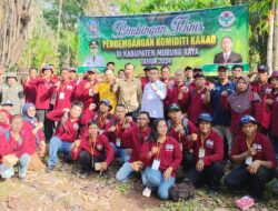 Narasumber dari Puslikoka Ajari Paktek Budidaya Kakao Untuk Penyuluh Pertanian Lapangan dan Petani Kakao se Mura